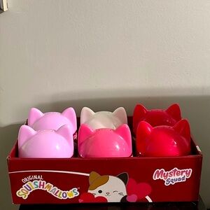 *1 RANDOM V-DAY 2025 Original Squishmallow MYSTERY CAPSULE*